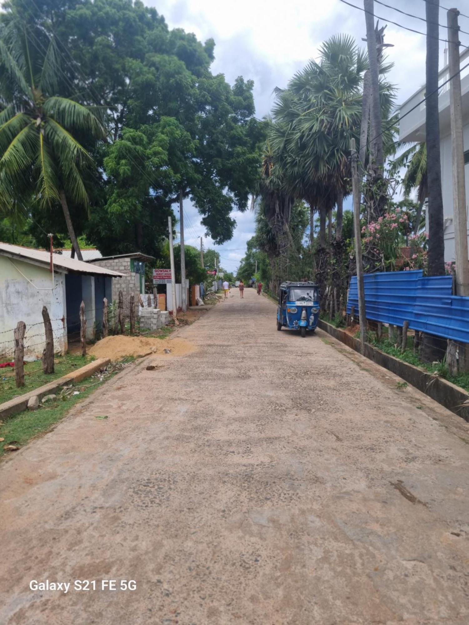 Nilaveli Guest House Exterior photo